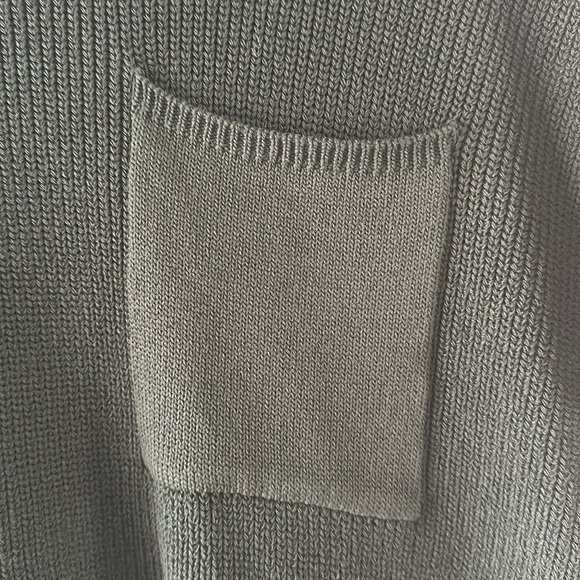 NWOT Cropped short sleeve sweater size XL - Picture 2 of 7